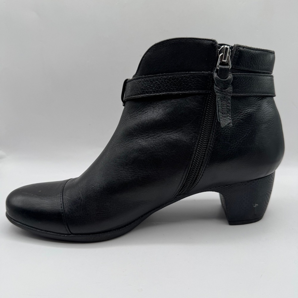 SoftWalk Ankle Boots Women 9.5N Black Leather Cap Toe Buckle Strap S1453-001 - Picture 5 of 10